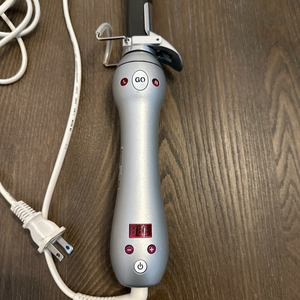 Beachwaver Rotating Curling Iron Ceramic Barrel Digital Hair Curler SarahPotempa - Picture 2 of 7
